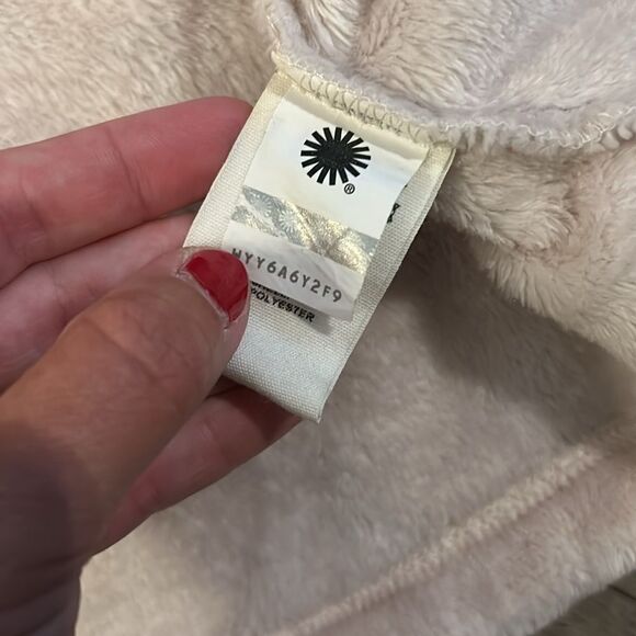 UGG CREAM VELOUR ROBE WITH HOOD SIZE SMALL KNEE LENGTH EEEUC - Picture 8 of 9